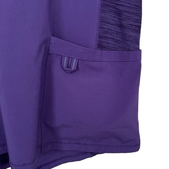 Urbane Performance Purple Scrub Top Size Medium - Picture 6 of 11